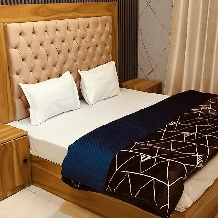Madan Kunj B & B Mall Road Shimla Exterior photo