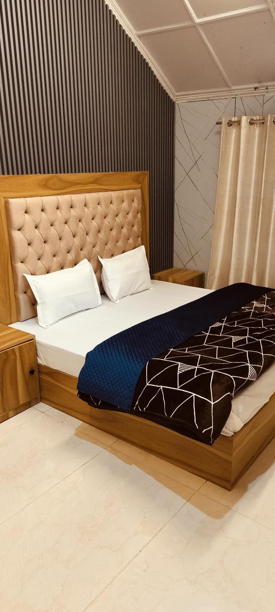 Madan Kunj B & B Mall Road Shimla Exterior photo